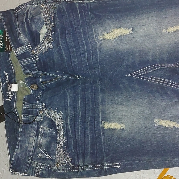 Jeans - Picture 7 of 9